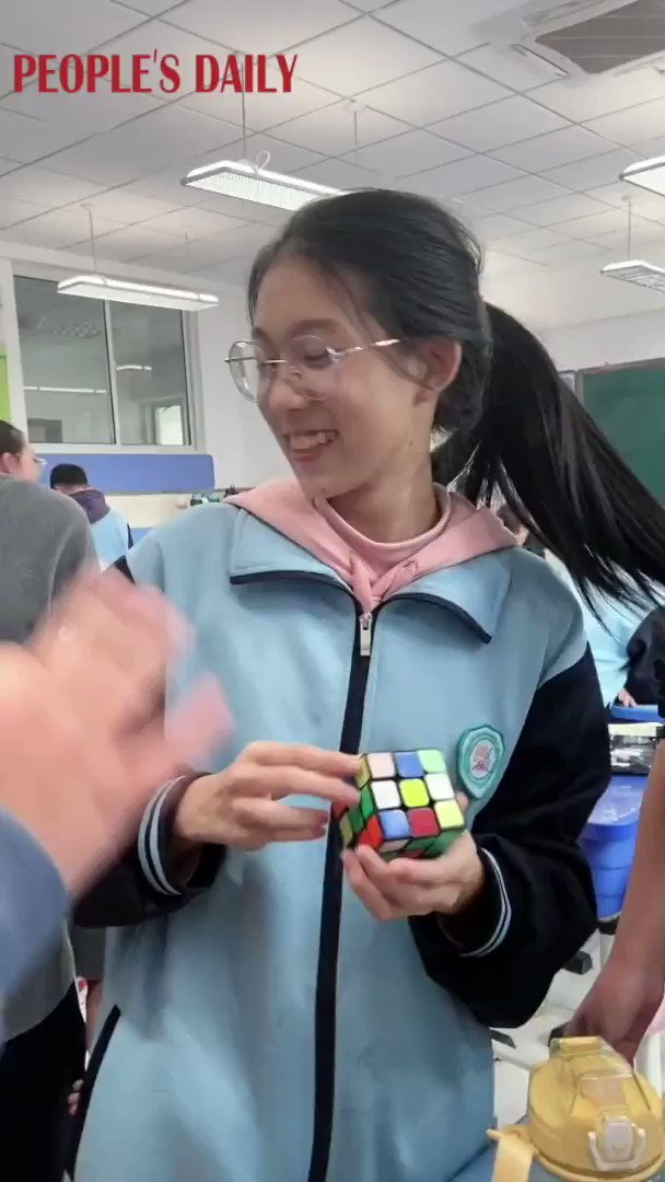 Ji Rong On Twitter How Long Does It Take You To Solve A Rubik s Ji Rong On Twitter How Long Does It Take You To Solve A Rubik s