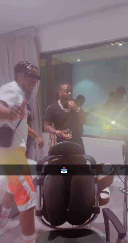 PHEELZ AND DAVID ADELEKE gave us a hit by dropping electricity happy birthday to Baba Imade 