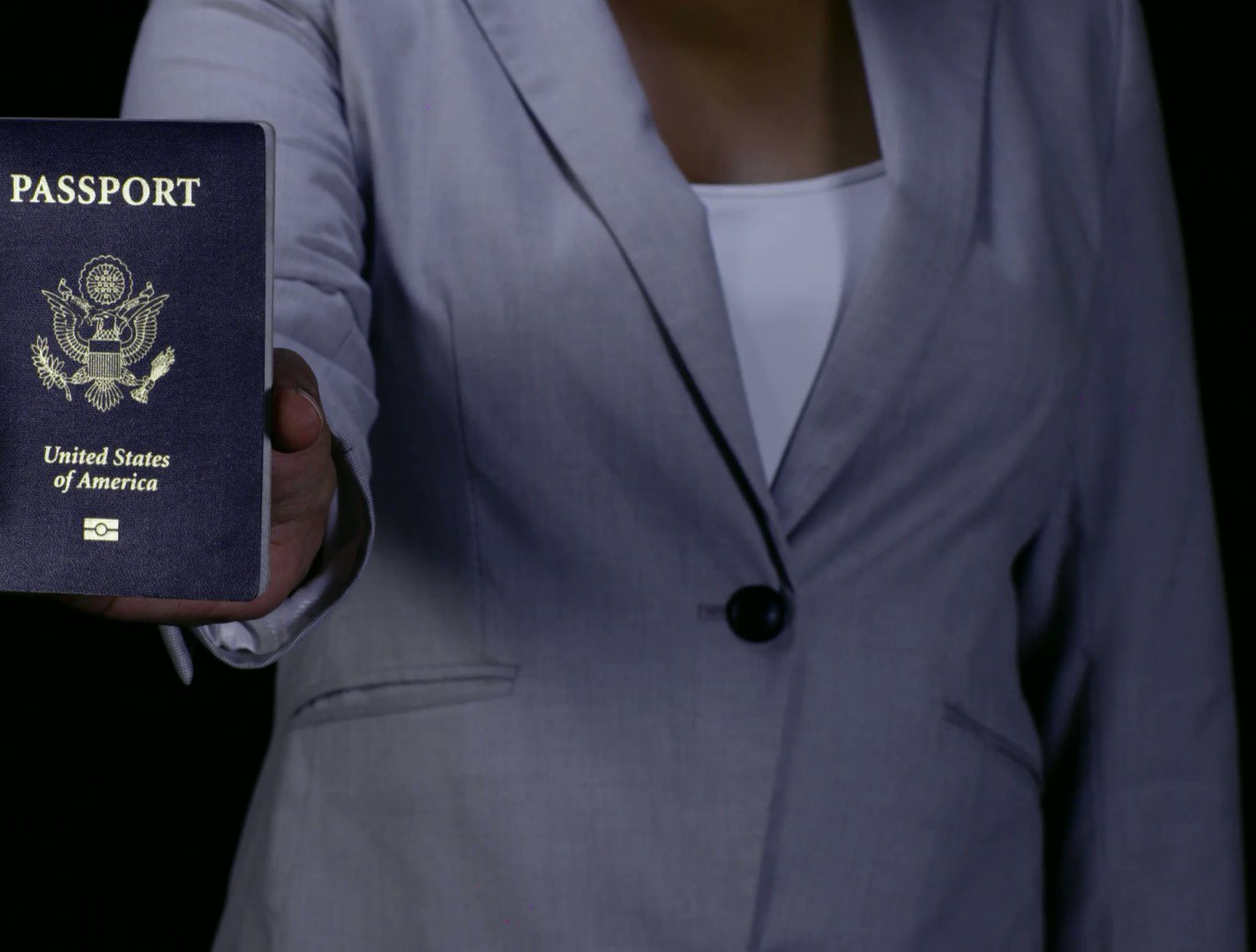 U.S Passport Waiting (uspassporttime) / Twitter