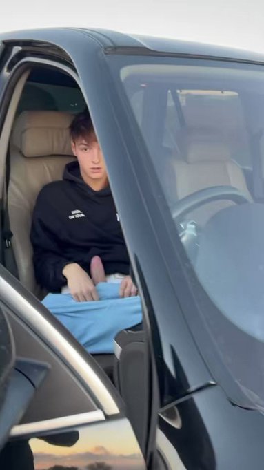 Would you use it ???
.
.
https://t.co/Br39SCRMSc
.
.
#gay #boy #car #happy #funny https://t.co/BESHF