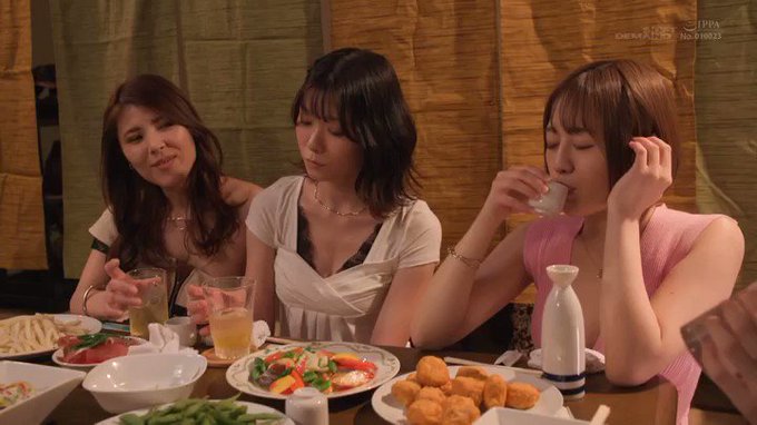 同窓会で再会した元ギャル同級生にヌかれまくる…

ムラムラしてくるよね。
https://t.co/08dybRGS2C