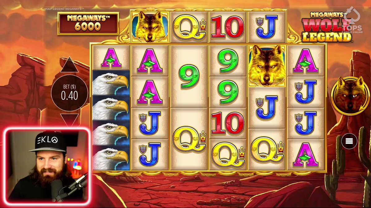Will the golden wolf on the Wolf Legend slot grant me a nice bonus?

