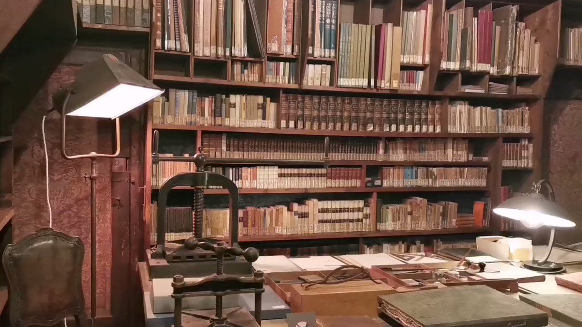 RT @PalazzoFortuny: Into the private library of Ma...