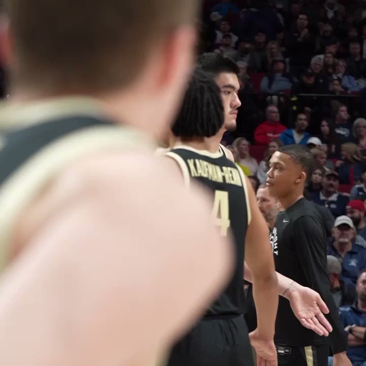 @MarchMadnessMBB's photo on Edey
