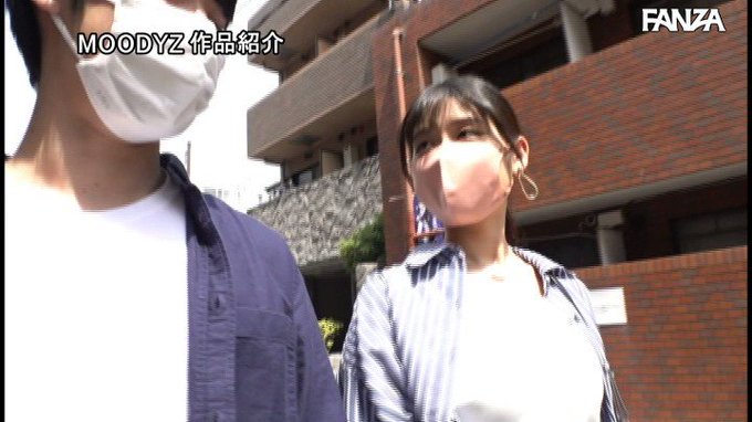セフレ志願してきた彼女の親友からデートに誘われて、罪悪感、スリル満点な小悪魔責めで勃起させられる

本編はリプ欄から 👇
https://t.co/RmJNJFGRmm