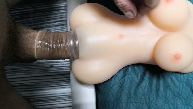 Who wants to change place with my toy?
#horny #hornycock #erection #twink #bisexual #bicurious #gay #follow