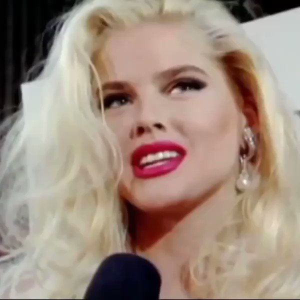 Happy birthday anna nicole smith, the ultimate 90s bombshell and it girl 
