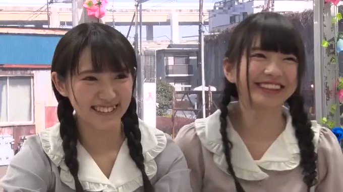 仲良し二人組力を合わせて一致させろ！！

余裕かと思いきや・・・？
段々雲行きが怪しくなっていきます
どんどん過激になっていくHな罰ゲームにほっこりしちゃいますｗｗｗ https://t.co/hnd3MvzEXb