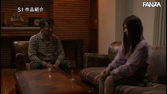 旦那の存在がチラつきながら義父に汗だくで舐め犯●れて… 七ツ森りり https://t.co/n2xUmUB9hh