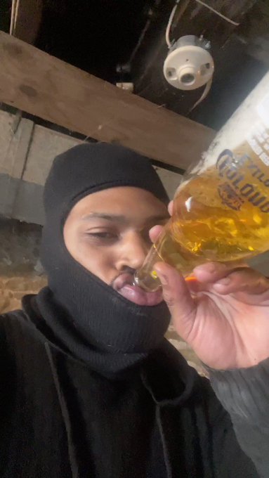 Emperor_Mu’s pics and videos