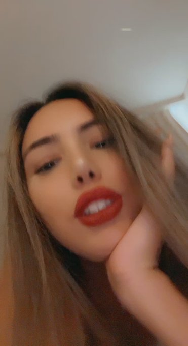 J&rsquo;ai faim se matin https://t.co/3TkEsPHDgY