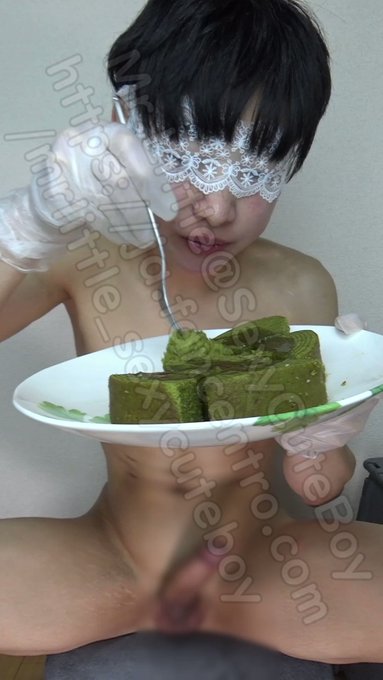 I love to eat and masturbation?

I love sweets stuff?

▼Fancentro▼
https://t.co/nnJyGp5Ad1

▼Pornhub▼