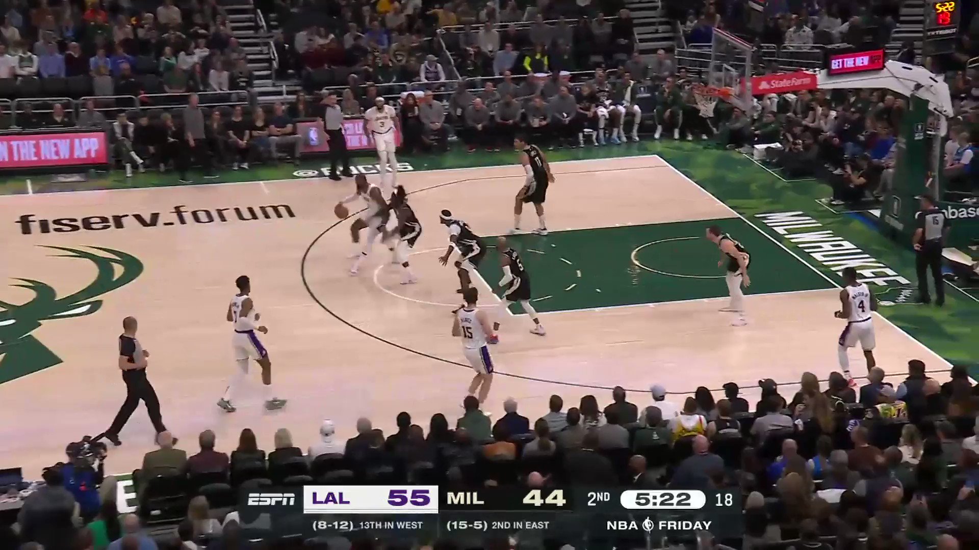 [花邊] AD從三分線外切入小拉桿爆扣影片