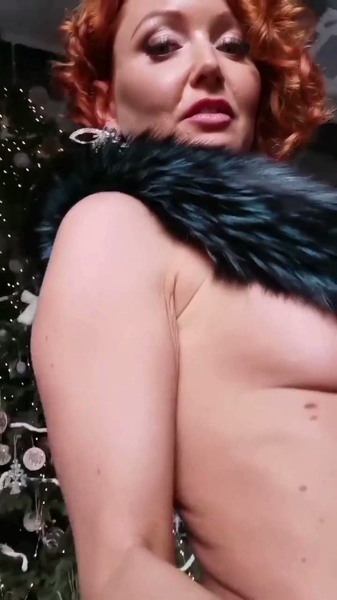 Alita Dinova’s pics and videos