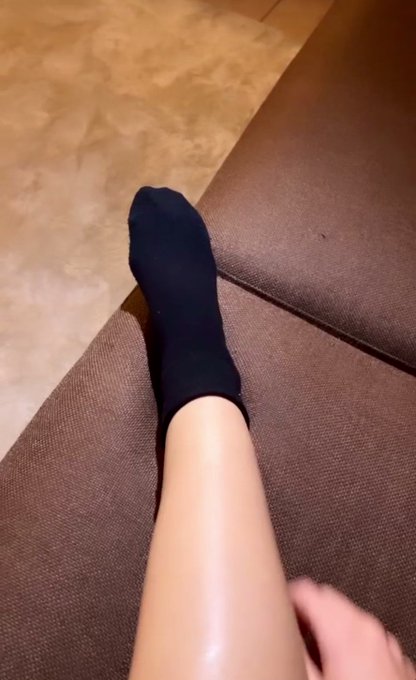 Have fun this Saturday night you lil piggy's 🤭 #feet #feetvideo #feetfinder #sellingcontent #feetselling<a href="/tag/feet"class="tags">#feet</a><a href="/tag/feetvideo"class="tags"><span>#feetvideo</span></a><a href="/tag/sellingcontent"class="tags"><span>#sellingcontent</span></a><a href="/tag/feetfinder"class="tags"><span>#feetfinder</span></a><a href="/tag/feets"class="tags"><span>#feets</span></a>