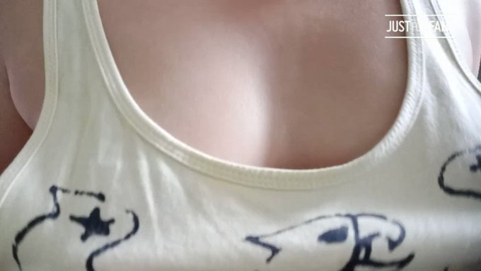 You want to suck and lick tits...  See this and more at: https://t.co/bzx6hx4ARO https://t.co/cXTB9v<a href="/tag/xhamster"class="tags"><span>#xhamster</span></a>