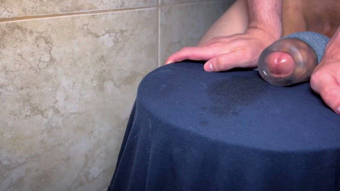 ?CUM EXPLOSION FUCKING TOY ?

??[Full Video]:https://t.co/mXa1YlROdF https://t.co/WLid0OZu6g