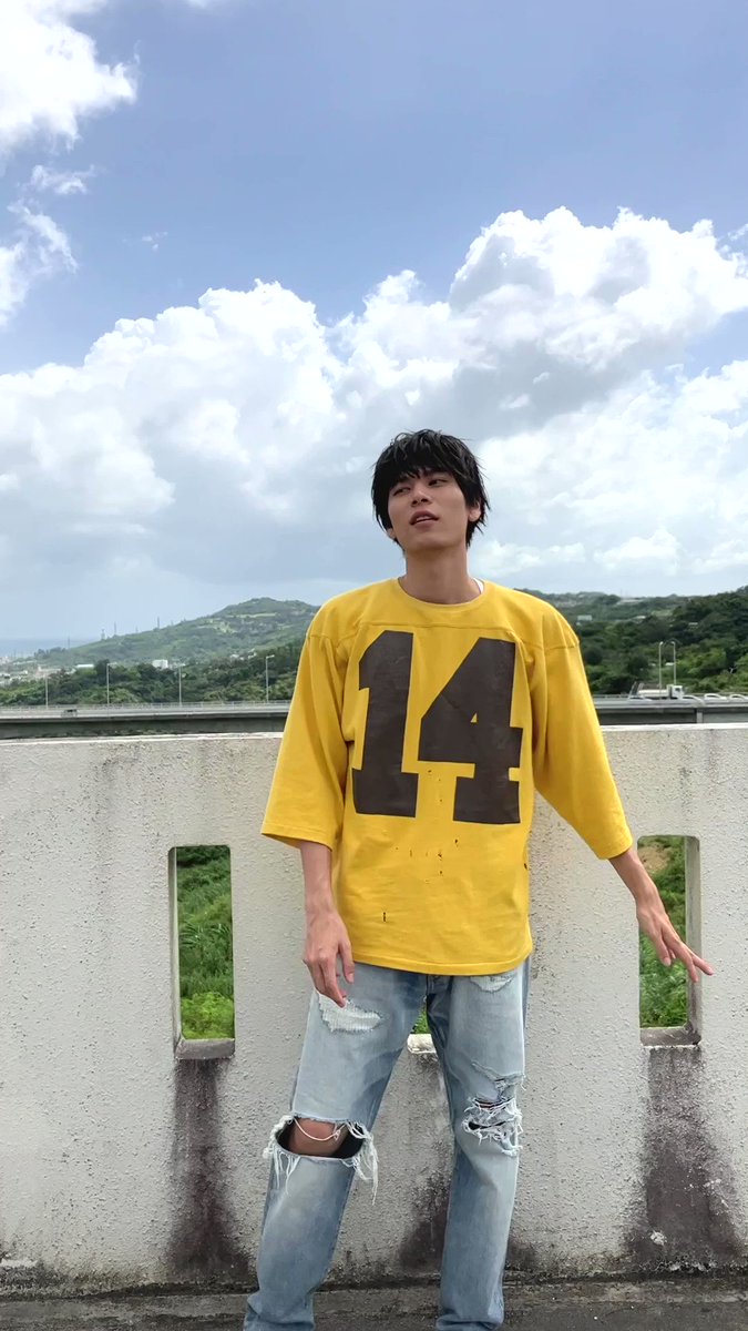 萩原利久 セット 萩原利久、JO1が表紙を飾る「スカパー！TVガイド」の2誌が本日発売