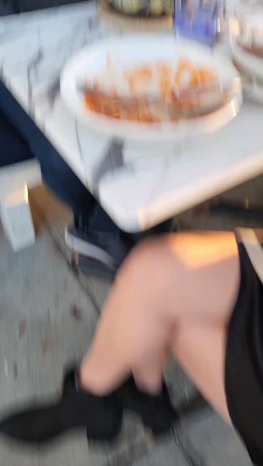 Idk what it is about @TravisGafford but he's so hot ? https://t.co/JqLPxGoQTQ