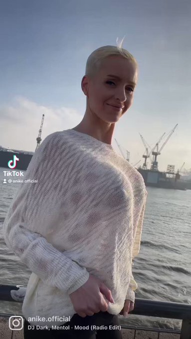 The sun is shining and as you can see it&#039;s cold. 🥶😜 for warm thoughts Check https://t.co/3tR4urvz51 https://t<a href="/tag/onlyfansgirl"class="tags"><span>&#35;onlyfansgirl</span></a><a href="/tag/bestcommunity"class="tags"><span>&#35;bestcommunity</span></a>