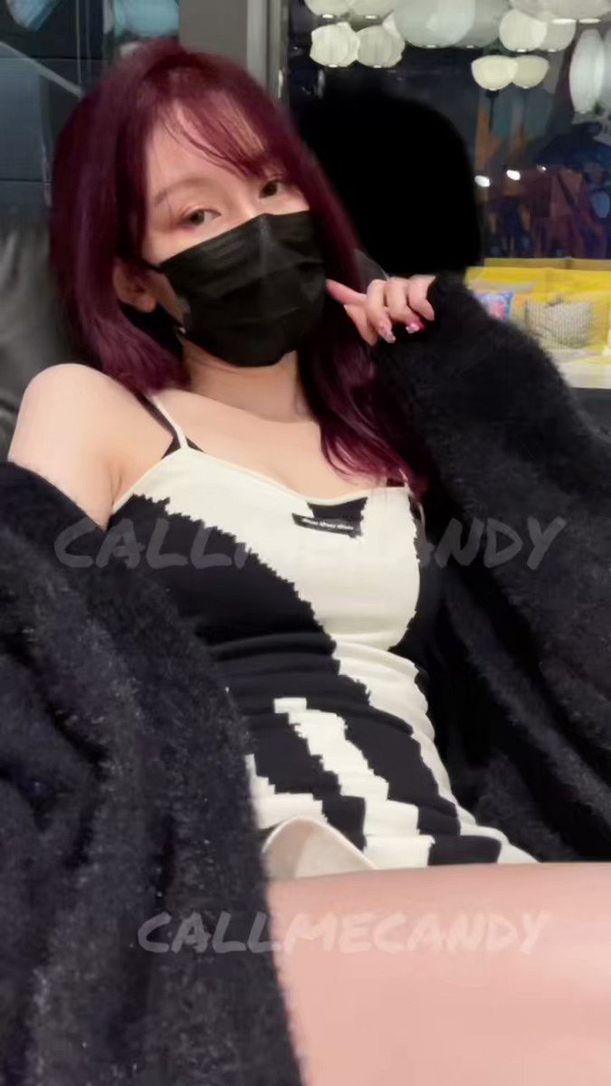 厕所白袜    