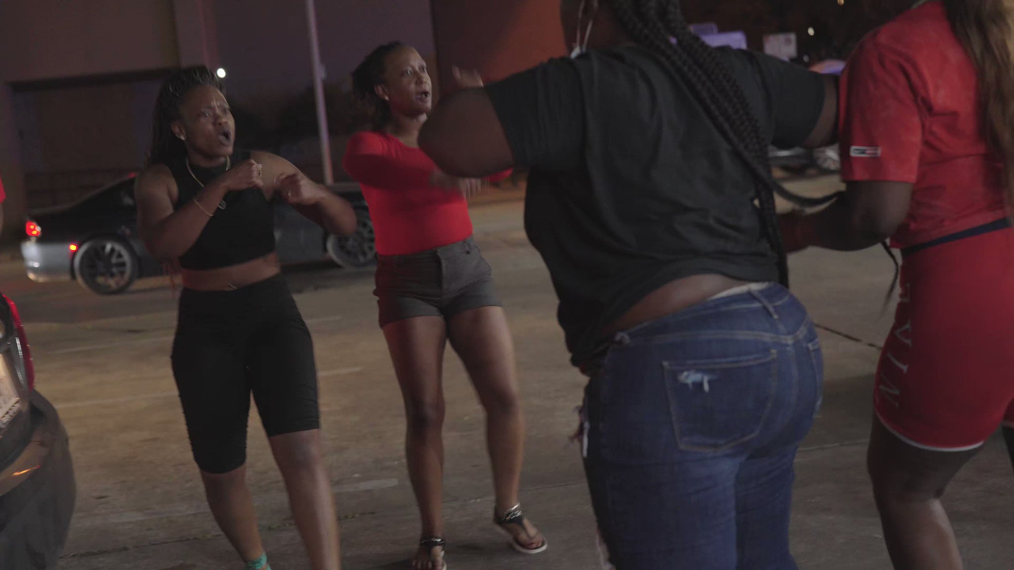 TX Street Fights on Twitter "Girl hood fight at gas station ATX 2022 
