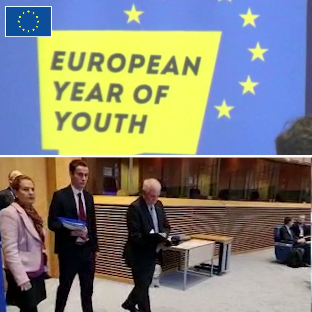 european-external-action-service-eeas-on-twitter-young-people