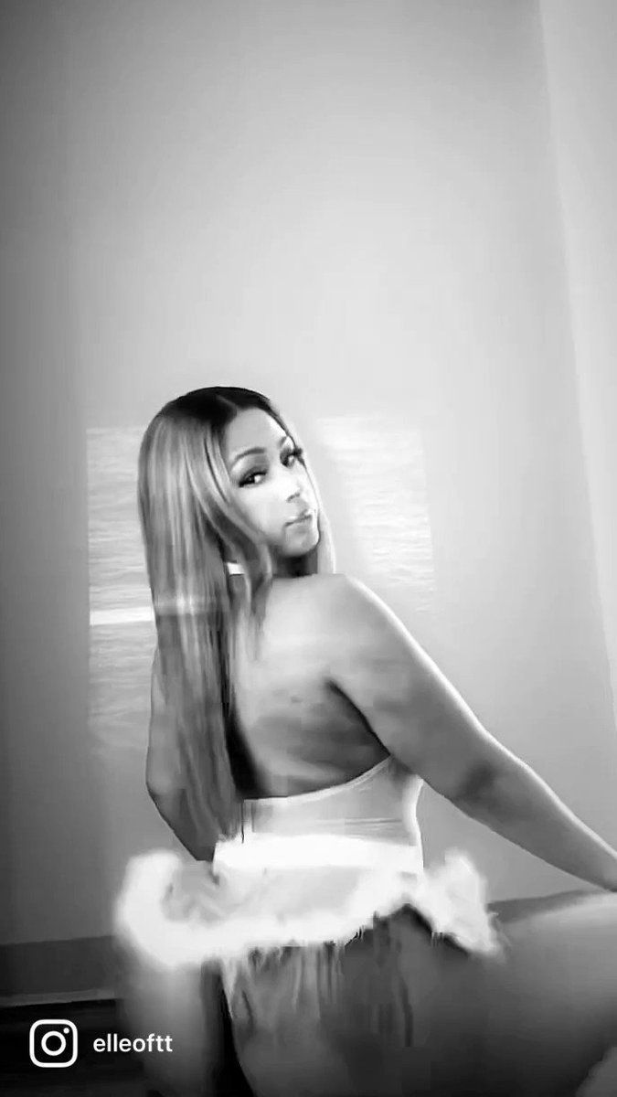 Lady Luscious on X: Elle ❄️ t.cof0EzNN5sLA  X