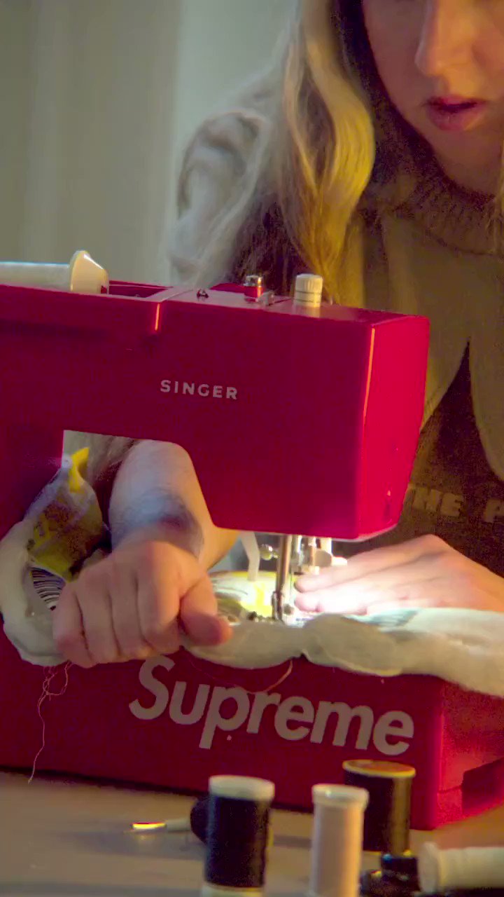 Supreme Drops on Twitter: "Supreme SINGER SP68 Computerized Sewing