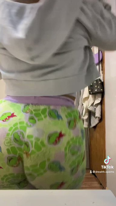let’s make a movie https://t.co/ynPRPTpQ64