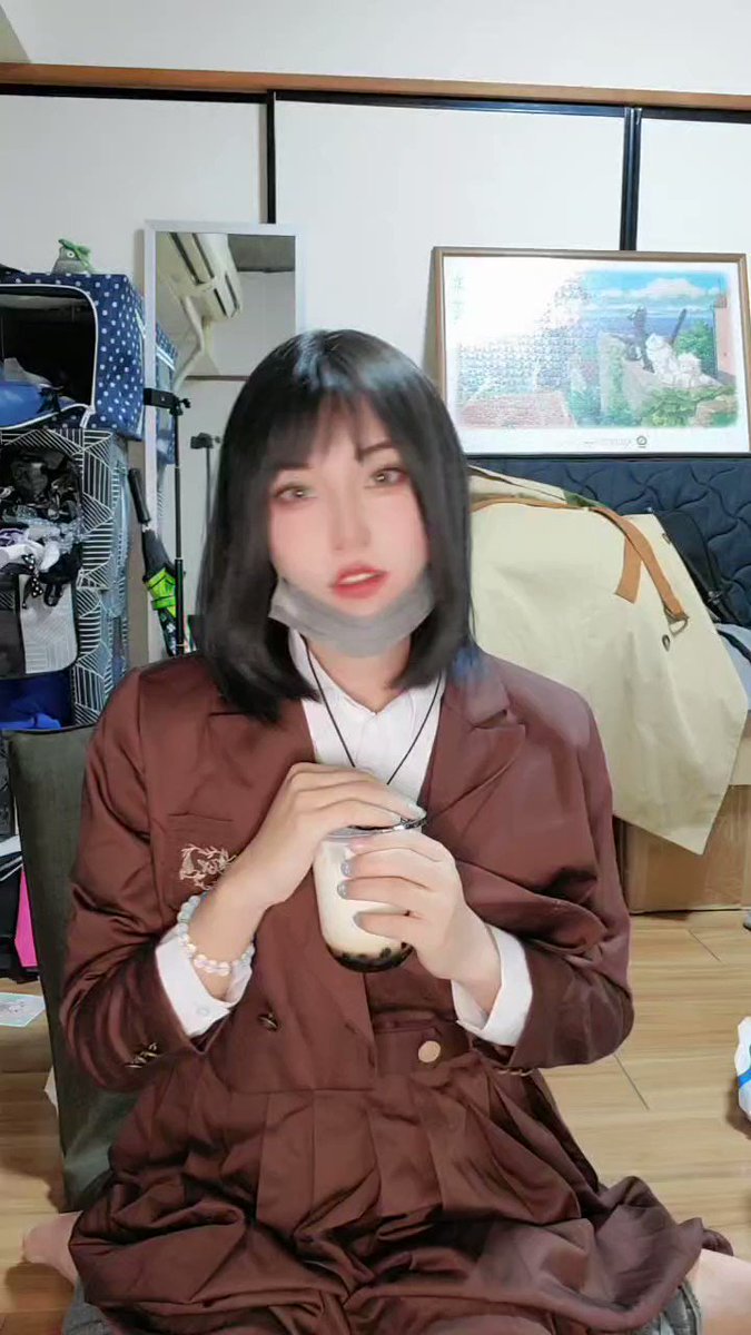铁T下的歌女    