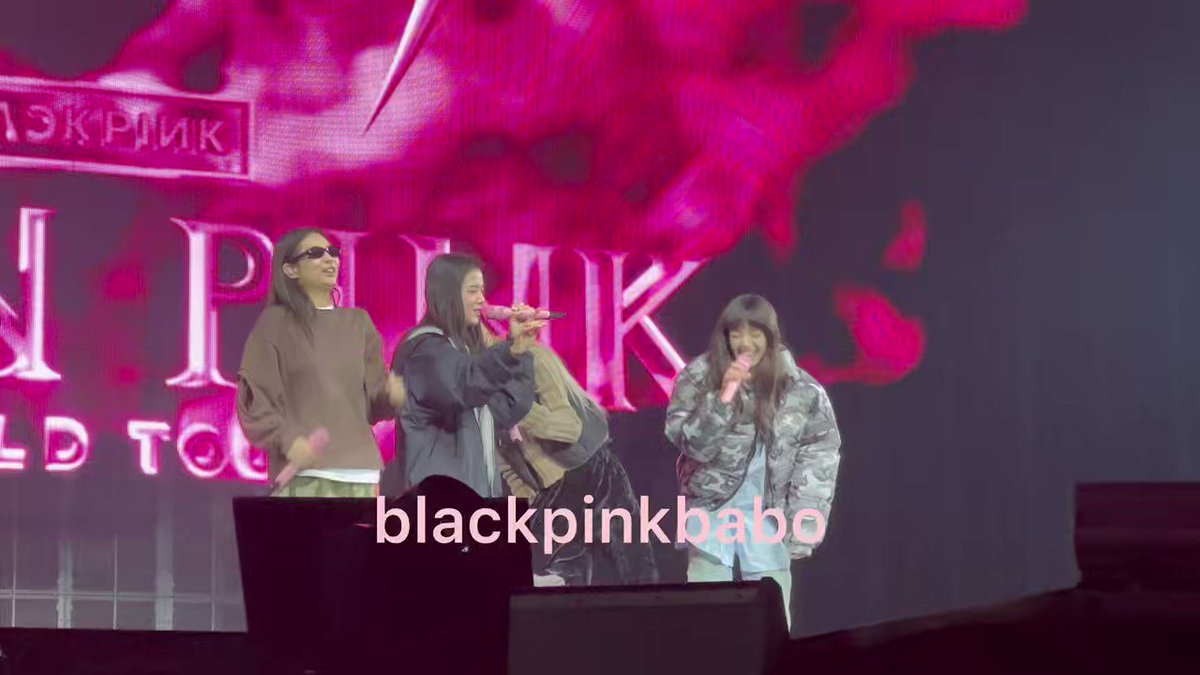 π΅π΅ππππ π«γπ₯¬π₯γ on Twitter "RT blackpinkbabo MY FAVORITE GIRLS π₯°"