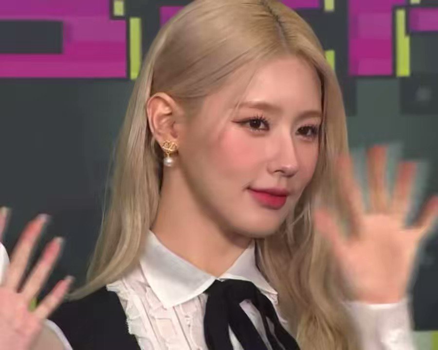 조미연.mp4 on Twitter "조미연 얼굴"
