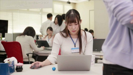 壁！机！椅子！から飛び出る生チ○ポが人気の企業 
https://t.co/1qC5YVpuah