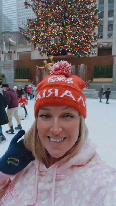 Ice skating at Rockefeller Center before heading to see @MariahCarey tonight!! #MariahSZN #mariahcarey