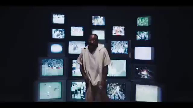 𝐎𝐥𝐚⚡️ on Twitter "Davido had just 15 seconds on the FIFA world cup