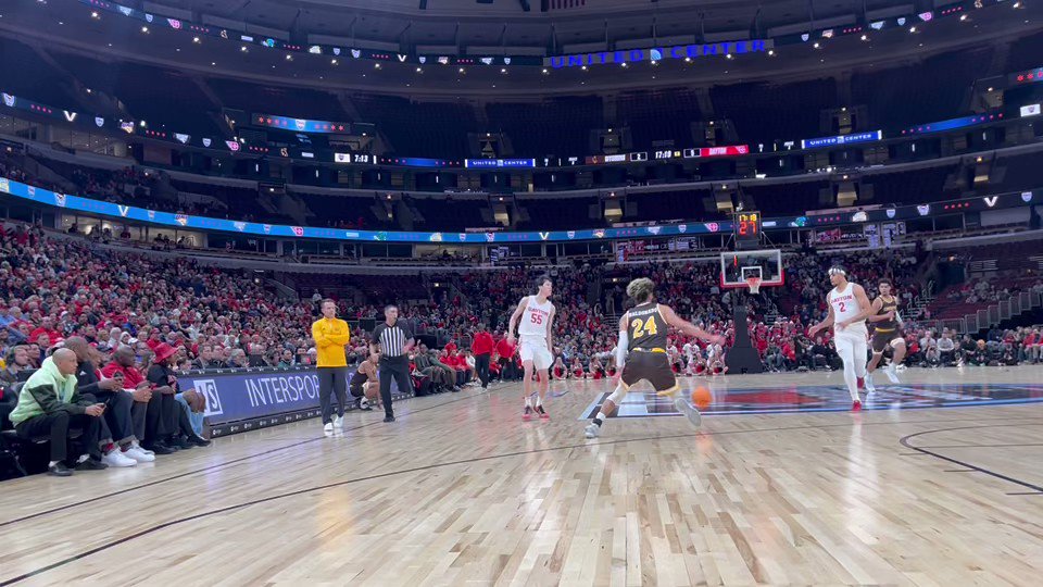 David Jablonski on Twitter "Backtoback 3s by Mustapha Amzil and