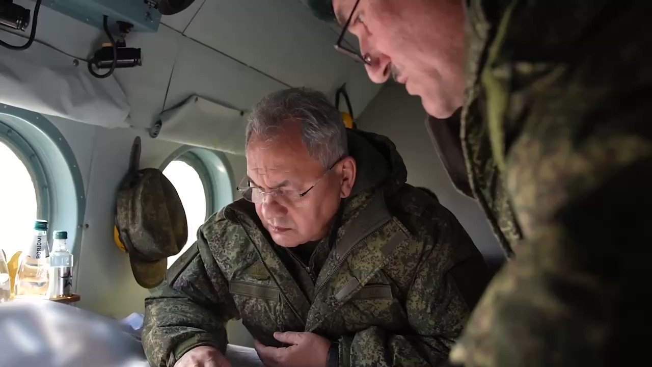 [分享] 俄羅斯國防部長前往前線結果被抓包