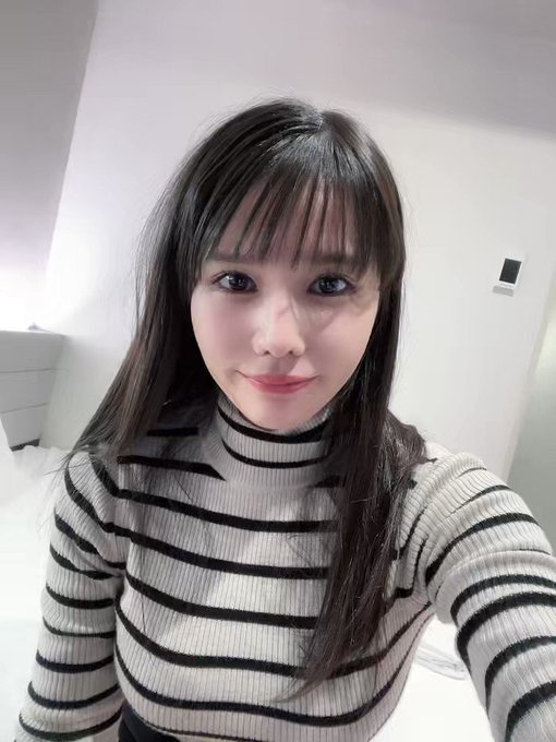 新垣優香