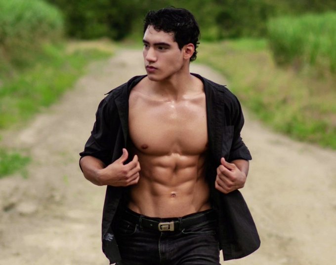 Tian Brooks is our Man of the Week: "I want to dominate you completely." #JockMenLive #camguy #mondayman