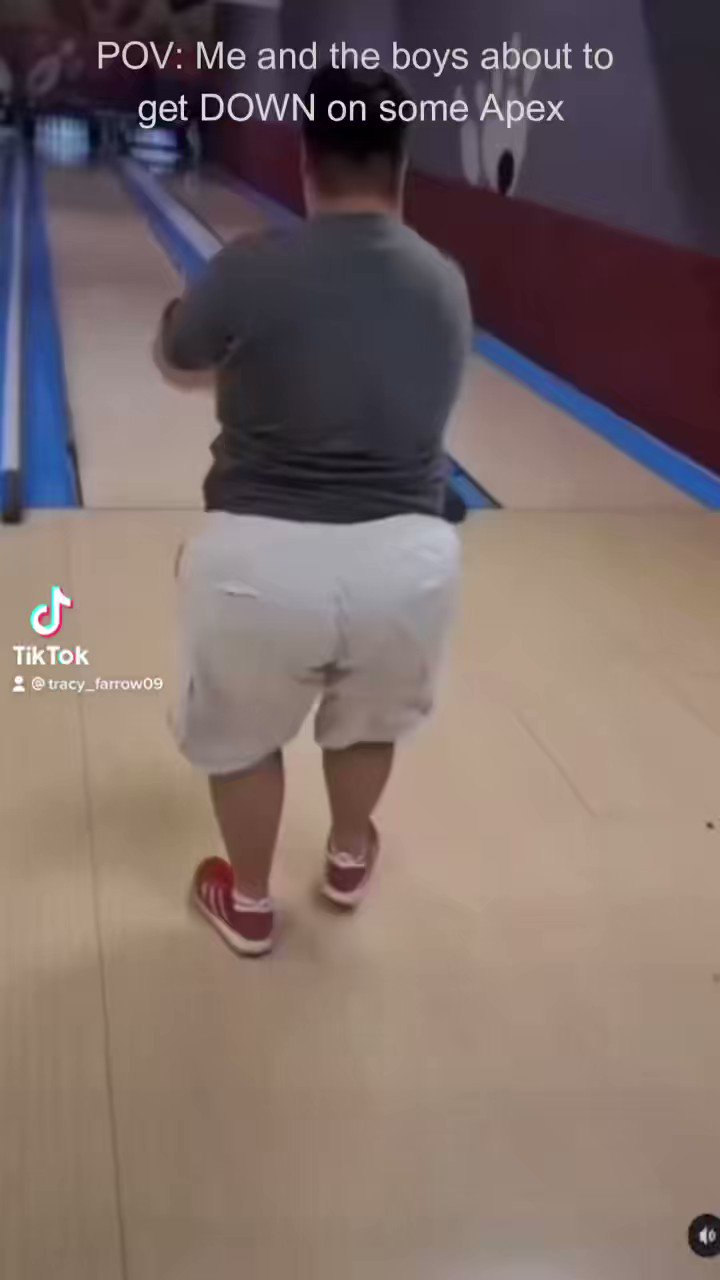 Tracy Farrow (Killer_Panda759) / Twitter