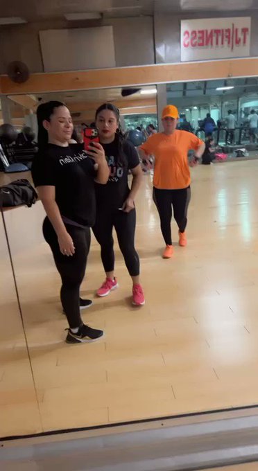 Good morning babe ready to grind I love the Gym 💪 fallow my Instagram @Sweetmexicana85 and only fans