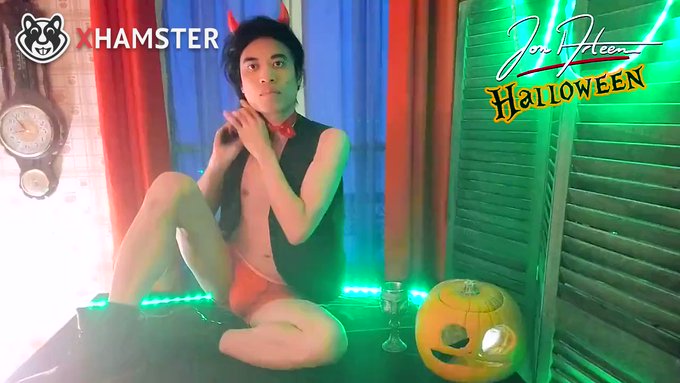 Miss me? ? Check out my latest on xHamster! ?

? https://t.co/wgEYvdSYfr ? @xhamstercom #xhamster https://t