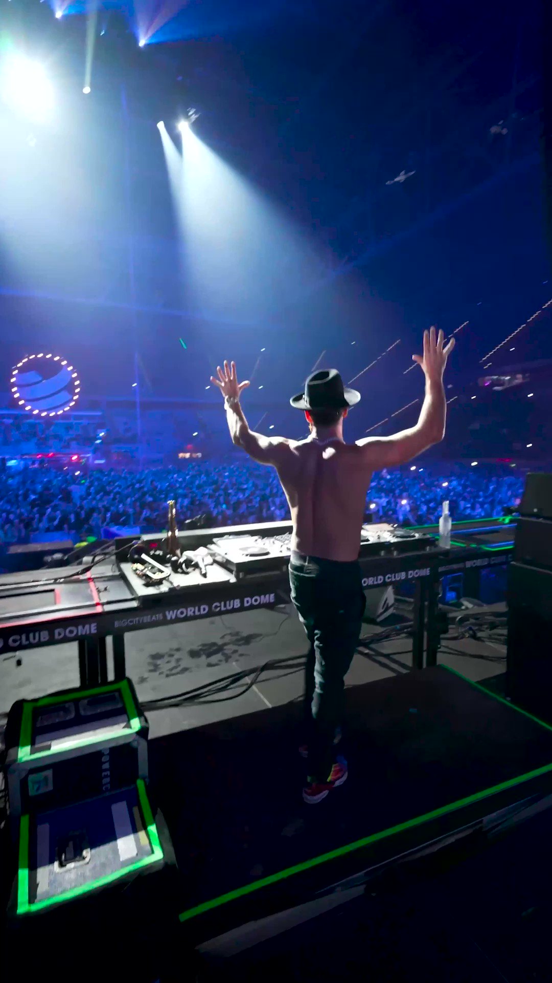 Timmy Trumpet (TimmyTrumpet) / Twitter