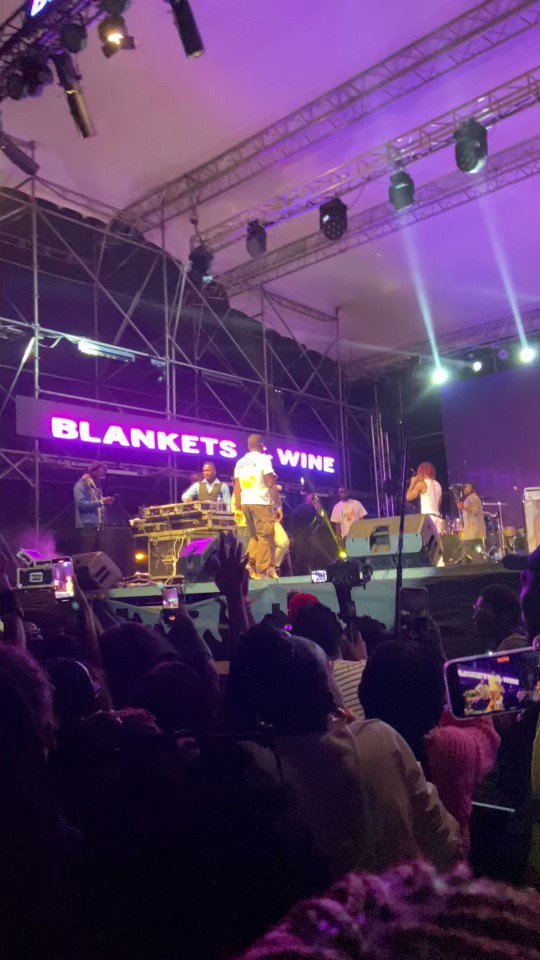 Blankets & Wine (blanketsandwine) / Twitter