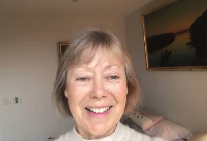 RT @4JennyAgutter: MERRY CHRISTMAS everyone and thank you for all your support on here, love from Jenny & Clare  x https://t.co/DAjjbDbEDa