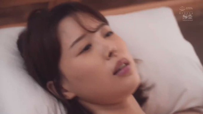 正常位→バック→正常位でガンガン突きまくる https://t.co/B1fflWaxeP