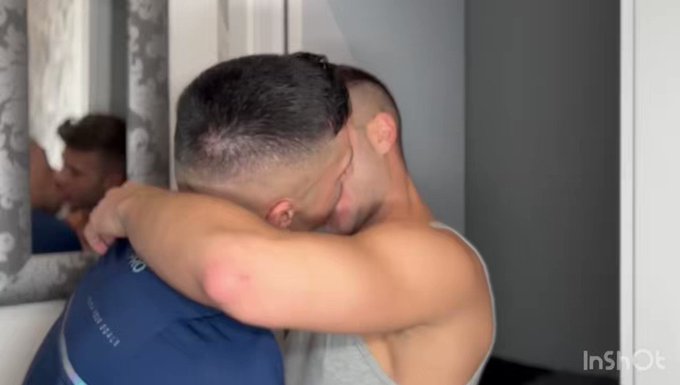 Este viernes @thiaago__ds el videito ? 
➡️  https://t.co/1K7oQhjOzy 
➡️ https://t.co/gmLsbMnNC0 https://t