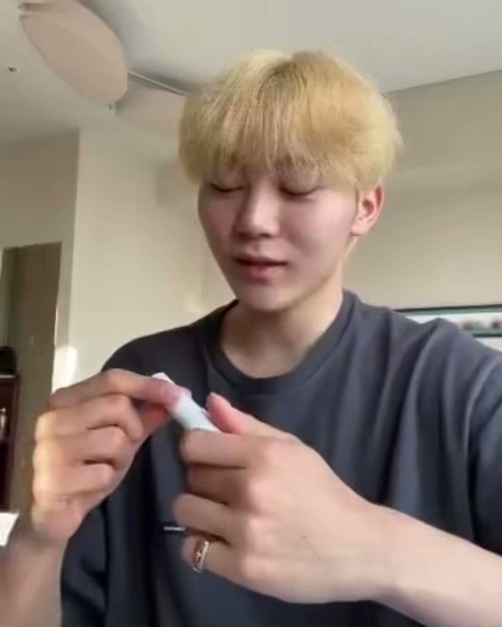 bi on Twitter "seungkwan probably the only man in svt to put a lip