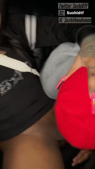 Head in the car 🚗. https://t.co/Yx7EfnoD9j